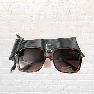 🆕 Loft tortoise framed and gold arm sunglasses with grey soft case